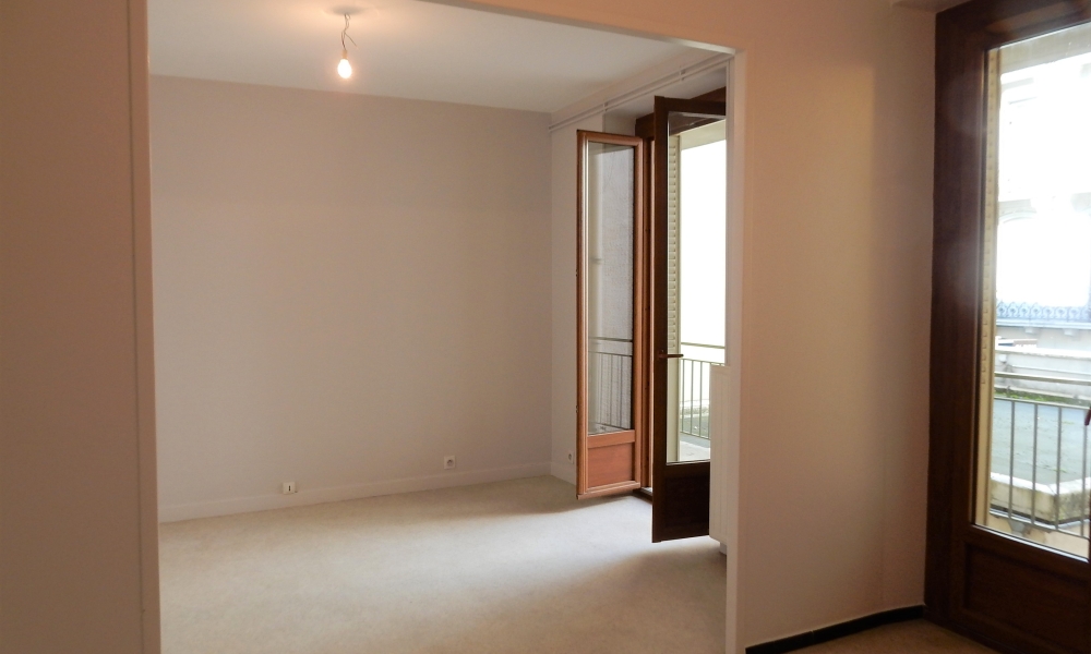 Vente appartement 2 pièces à AIX LES BAINS - réf. 3809 - Photo 2