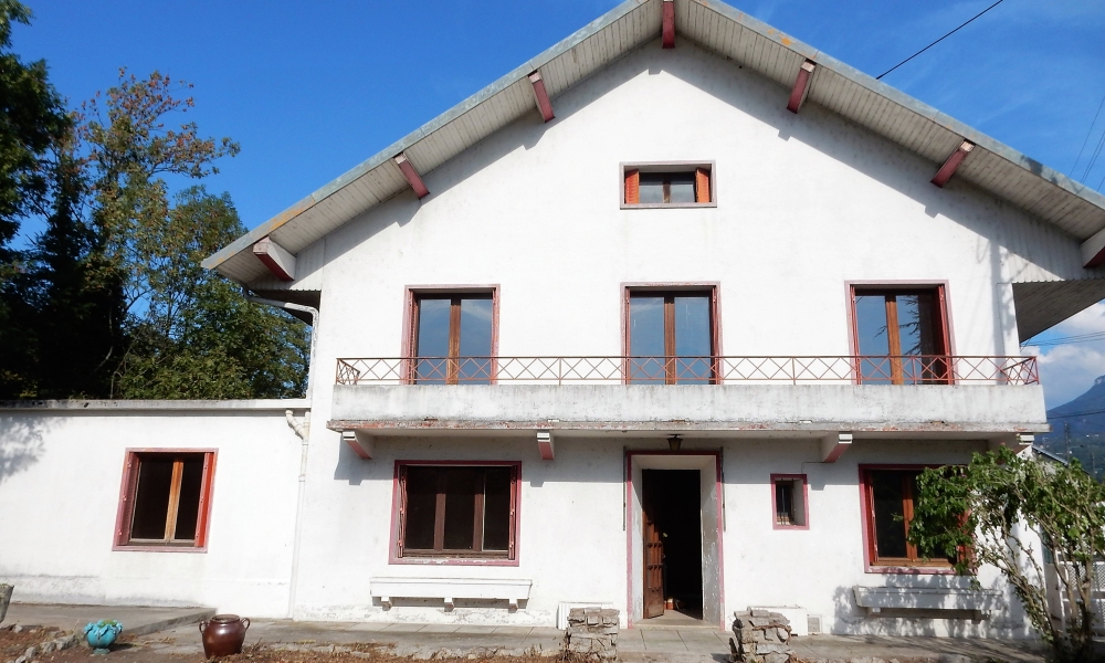 Vente maison 4 pièces à AIX LES BAINS - réf. AIX LES BAINS MAISON A RENOVER - Photo 1