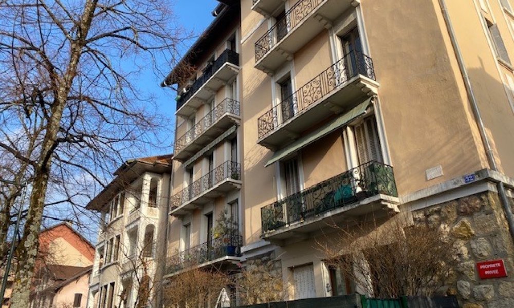 Vente appartement 3 pièces à ANNECY - réf. 3839 PE - Photo 3