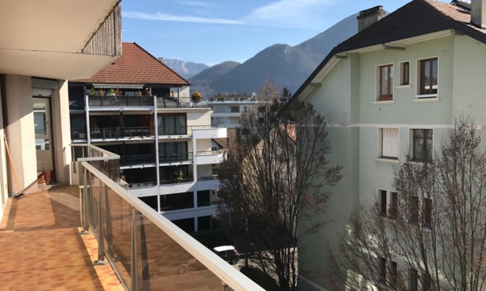 Vente appartement 3 pièces à ANNECY - réf. 3424 ME - Photo 2