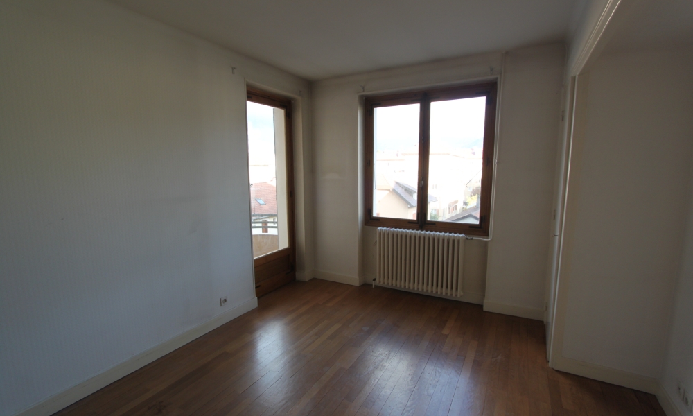 Vente appartement 3 pièces à ANNECY - réf. 3366 BA - Photo 2