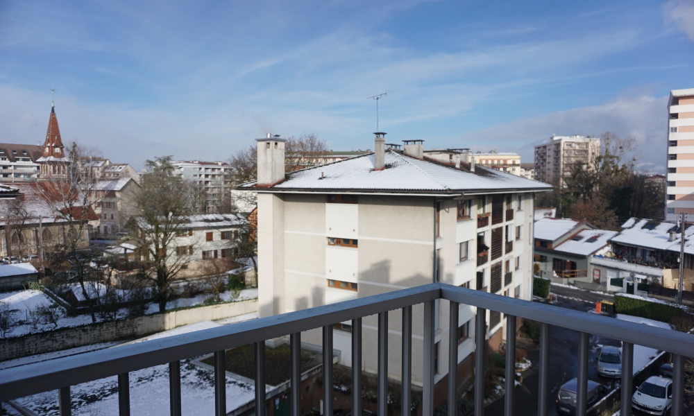 Vente appartement 2 pièces à CRAN GEVRIER - réf. 3968 DA - Photo 1