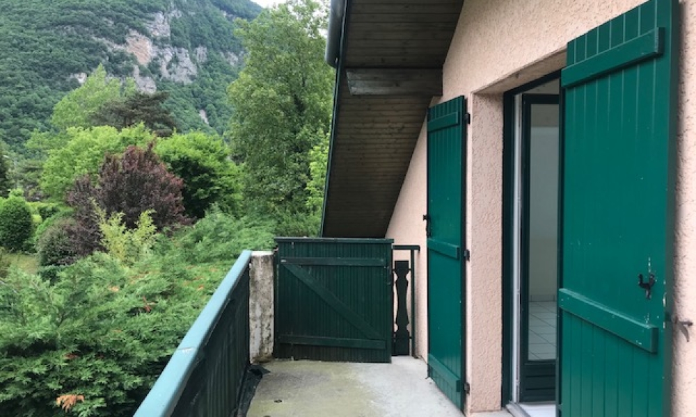 Vente appartement 3 pièces à TALLOIRES DOUSSARD - réf. 3729GA - Photo 6