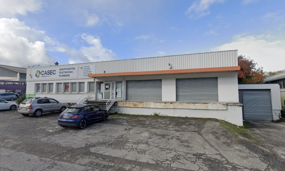 Location local de 1 069  m² - ref 2A997 - Photo 1