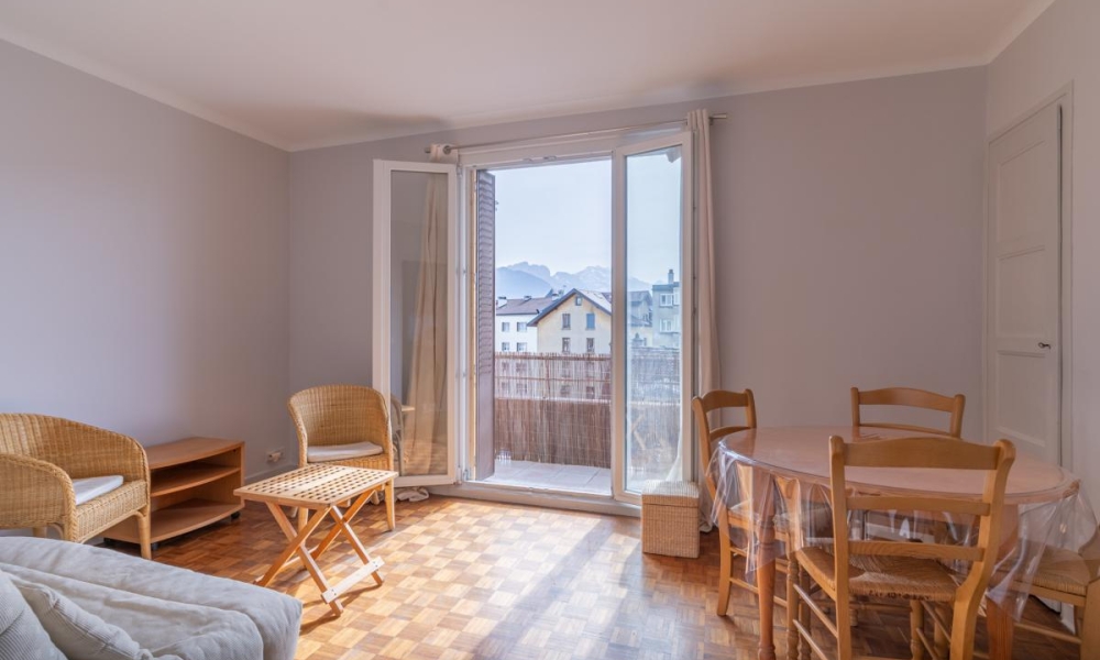 Location appartement Annecy 2 pièces 45 m2 - réf. 5656 - Photo 1