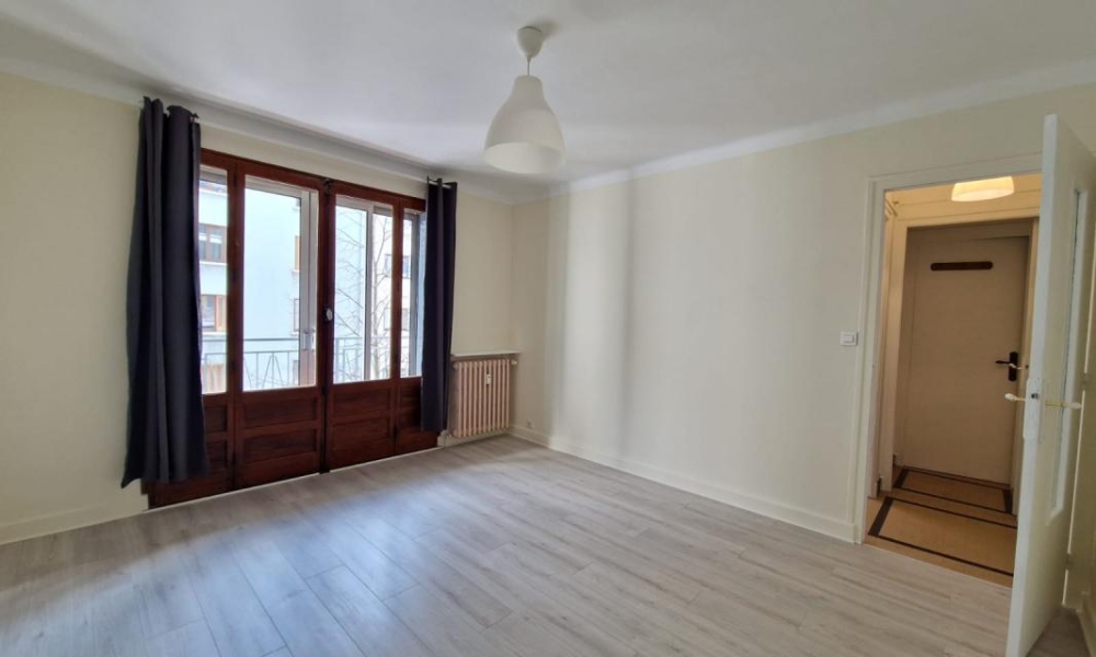 Location appartement Annecy 1 pièces 32 m2 - réf. 5766 - Photo 4