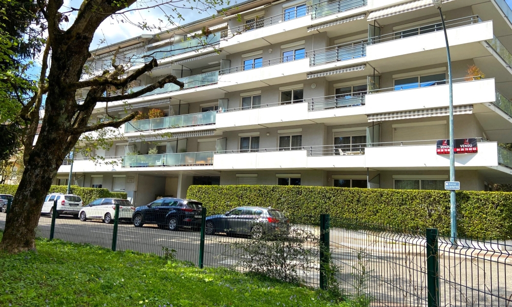 Vente appartement 2 pièces à Annecy - réf. 4635 KRU - Photo 1