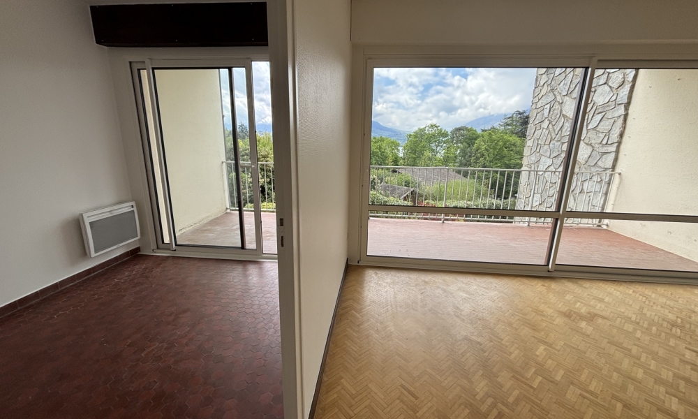 Vente appartement 2 pièces à Veyrier-du-Lac - réf. 4654 LC - Photo 5