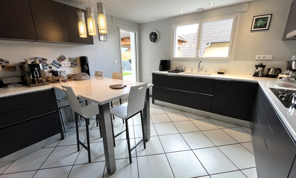 Vente maison 6 pièces à Aix-les-Bains - réf. 46190 - Photo 3