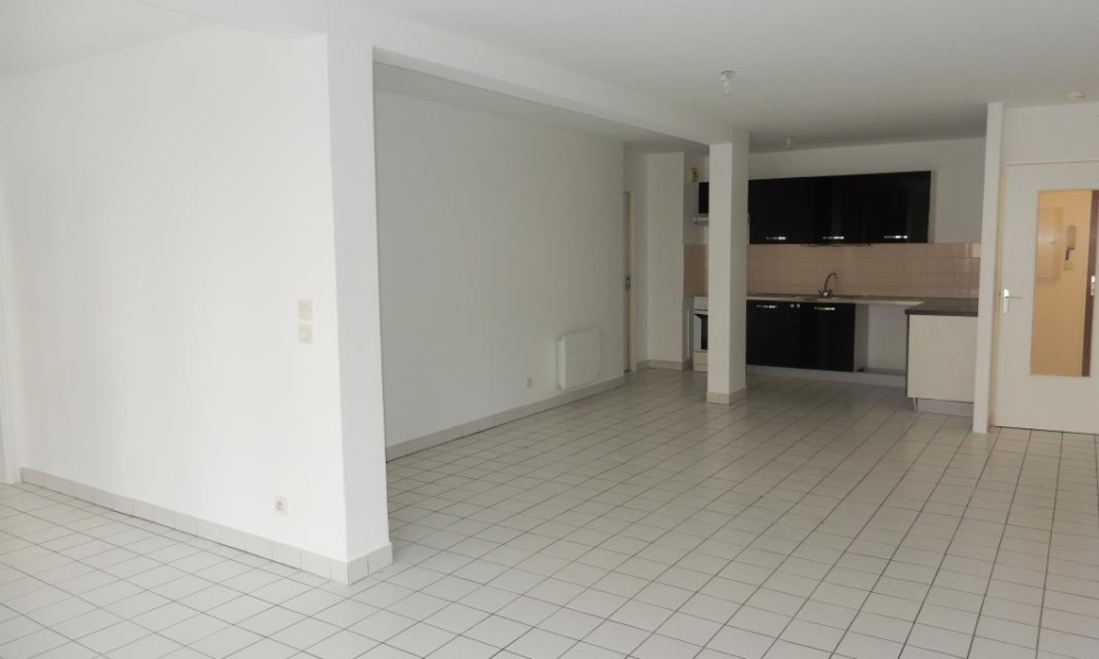 Location appartement Aix Les Bains 3 pièces 86 m2 - réf. 5985 - Photo 3