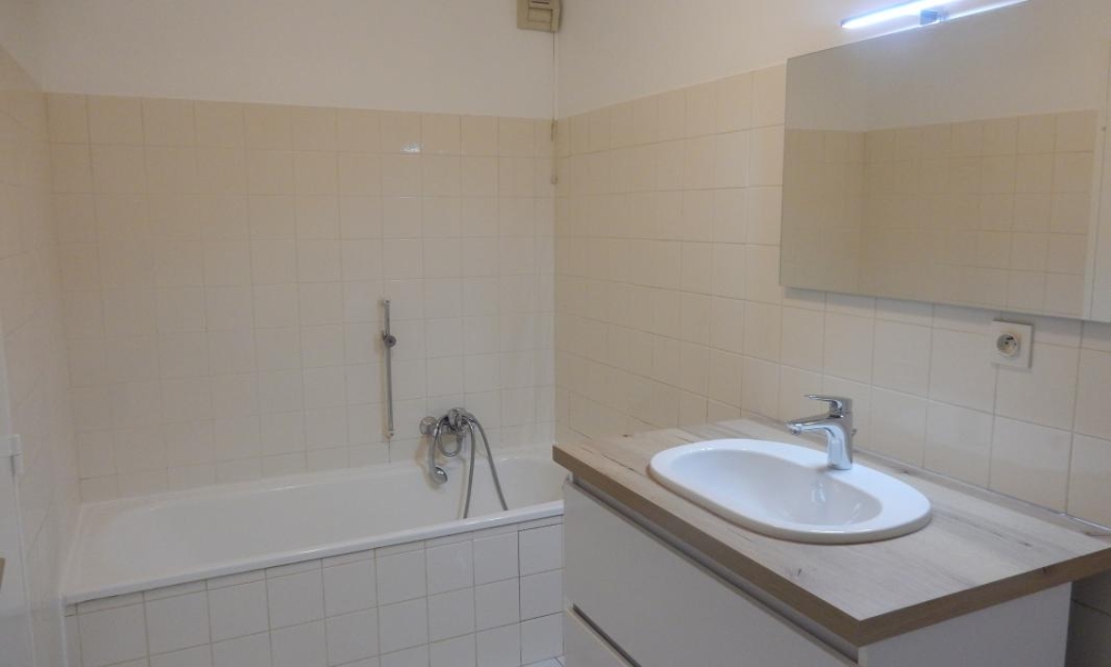 Location appartement Aix Les Bains 3 pièces 86 m2 - réf. 5985 - Photo 8