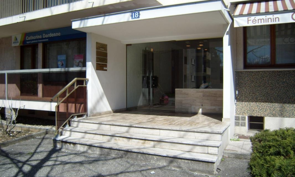 Location appartement Annecy 1 pièces 30 m2 - réf. 5860 - Photo 3