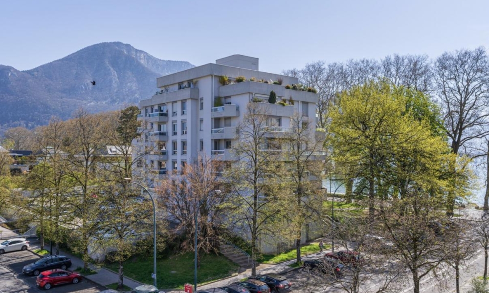 Location appartement Annecy 2 pièces 54 m2 - réf. 5877 - Photo 1