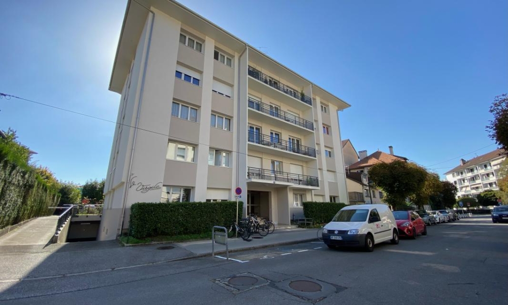 Location appartement Annecy 4 pièces 85 m2 - réf. 5979 - Photo 1
