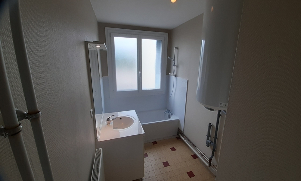 Location appartement 4 pièces à Rumilly - réf. 04921 - Photo 10