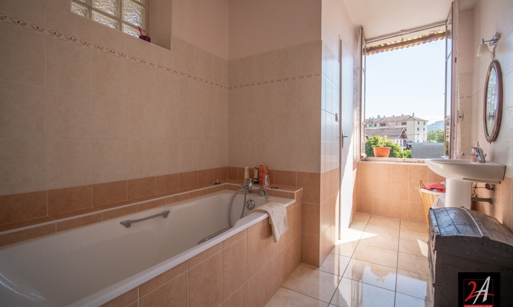 Vente appartement 5 pièces à Rumilly - réf. 3799 - Photo 10