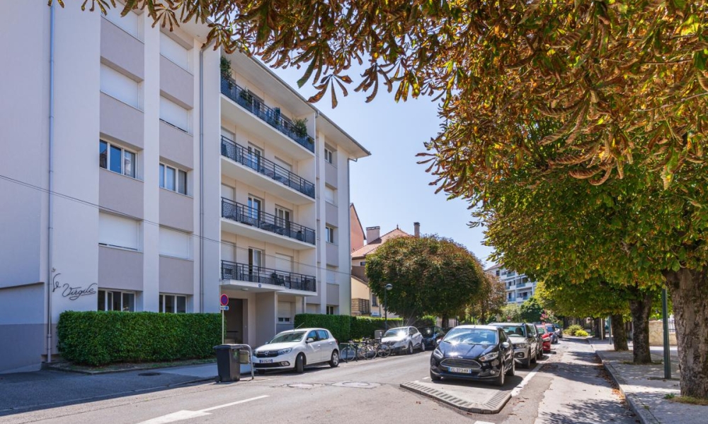Location appartement Annecy 4 pièces 85 m2 - réf. 5979 - Photo 1