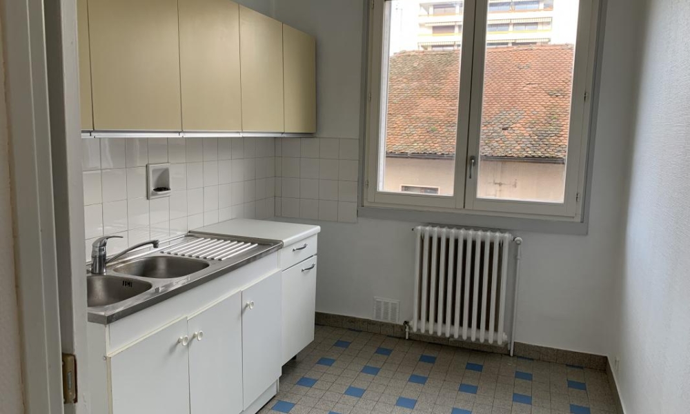 Location appartement Annecy 3 pièces 69 m2 - réf. 6042 - Photo 2