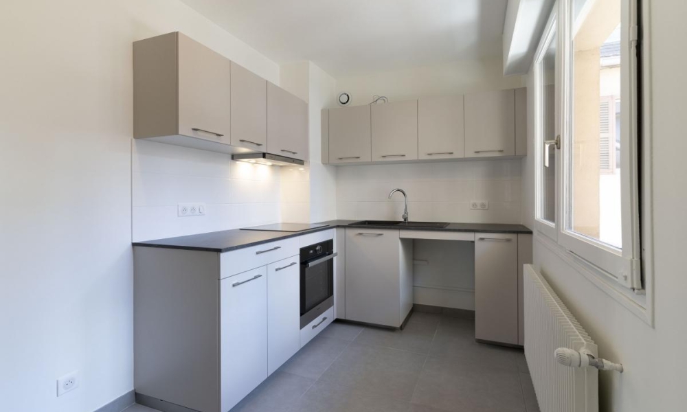 Location appartement Annecy 4 pièces 90 m2 - réf. 6070 - Photo 2