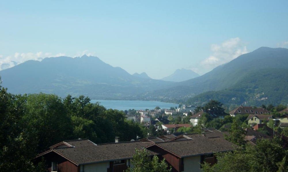 Location appartement Annecy Le Vieux 3 pièces 70 m2 - réf. 6183 - Photo 2