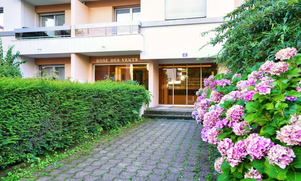 Location appartement Annecy 2 pièces 46 m2 - réf. 5647 - Photo 3
