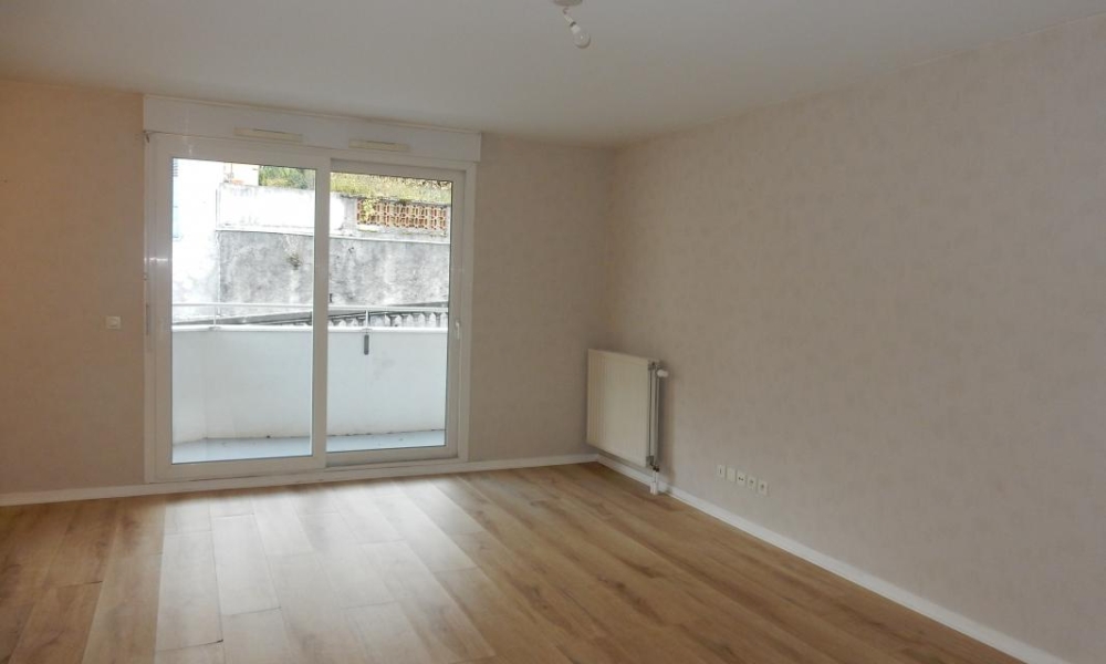 Location appartement Aix Les Bains 2 pièces 48 m2 - réf. 6169 - Photo 2 Location appartement Aix Les Bains 2 pièces 48 m2 - réf. 6169 - Photo 2