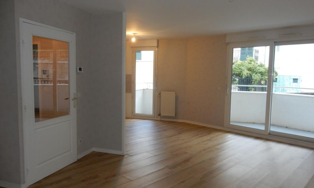 Location appartement Aix Les Bains 2 pièces 48 m2 - réf. 6169 - Photo 4 Location appartement Aix Les Bains 2 pièces 48 m2 - réf. 6169 - Photo 4