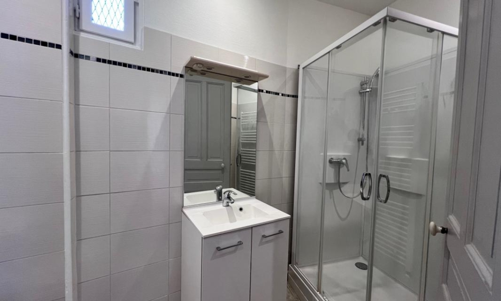 Location appartement Aix Les Bains 2 pièces 56 m2 - réf. 6260 - Photo 5