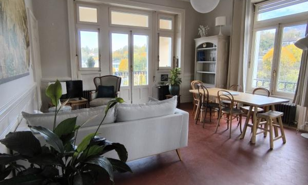 Location appartement Aix Les Bains 2 pièces 64 m2 - réf. 6274 - Photo 3 Location appartement Aix Les Bains 2 pièces 64 m2 - réf. 6274 - Photo 3