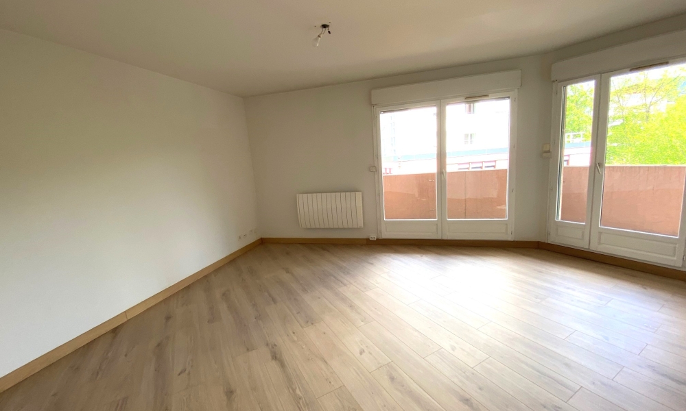 Vente appartement 2 pièces à Annecy - réf. 4648 CRE - Photo 1 Vente appartement 2 pièces à Annecy - réf. 4648 CRE - Photo 1