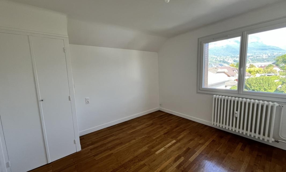 Location appartement Bassens 3 pièces 70 m2 - réf. 6234 - Photo 3