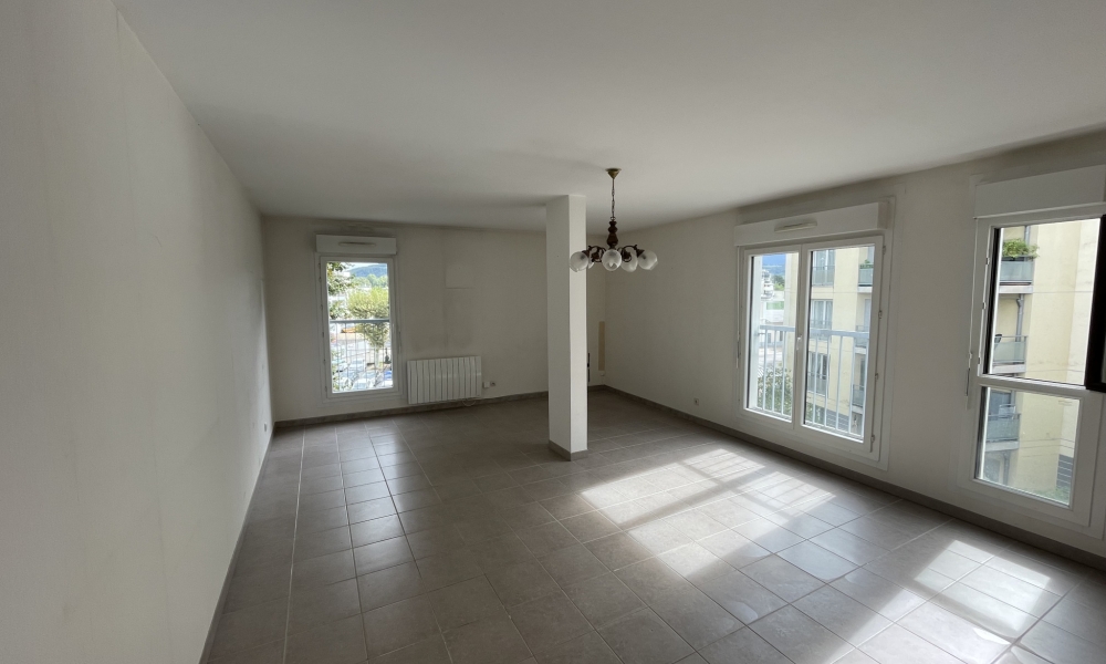 Vente appartement 3 pièces à Rumilly - réf. 3805 - Photo 2