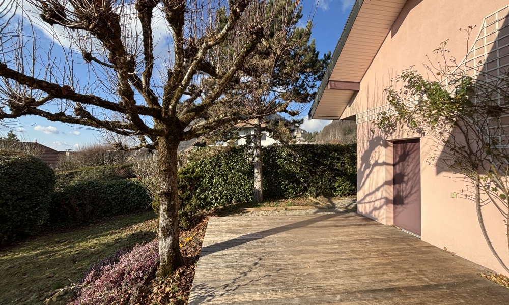 Vente maison 5 pièces à Menthon-Saint-Bernard - réf. 4598 - Photo 1