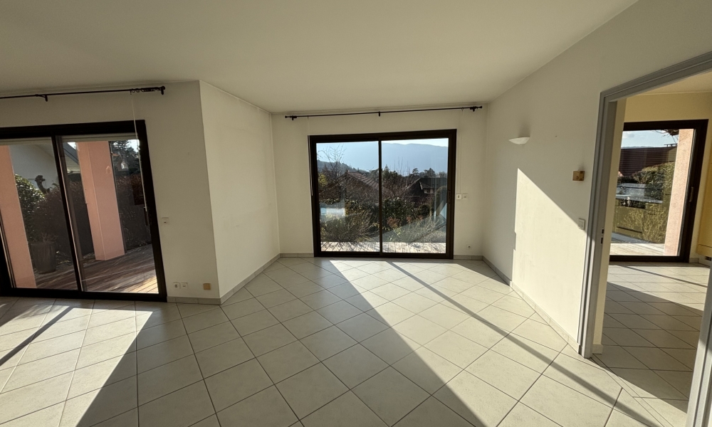 Vente maison 5 pièces à Menthon-Saint-Bernard - réf. 4598 - Photo 7