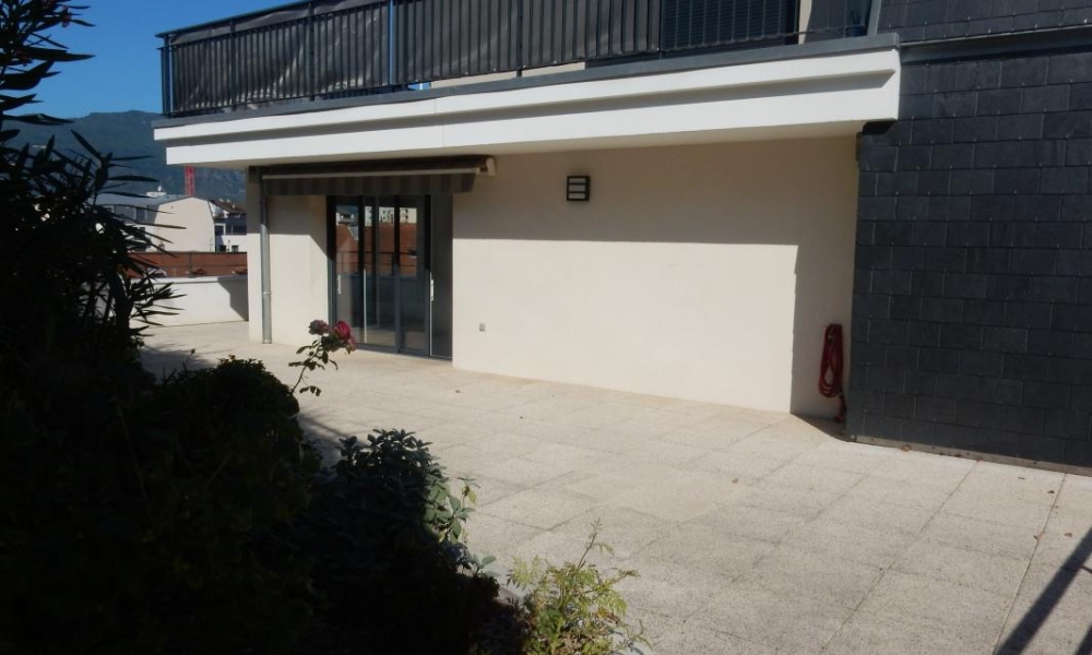 Location appartement Aix Les Bains 4 pièces 90 m2 - réf. 6209 - Photo 2