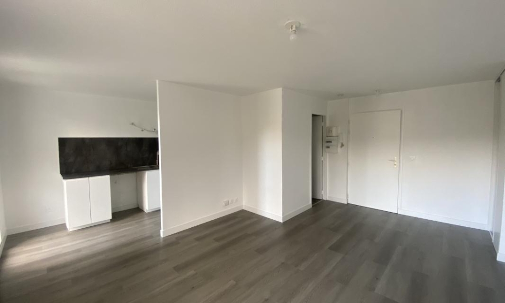 Location appartement Aix Les Bains 1 pièces 32 m2 - réf. 7054 - Photo 1