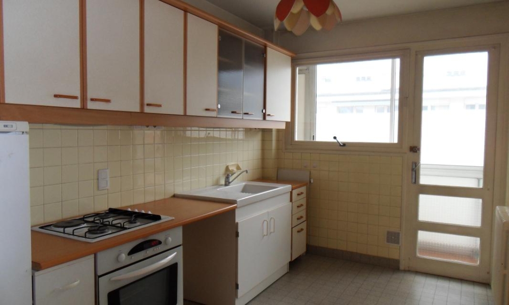 Location appartement Aix Les Bains 3 pièces 75 m2 - réf. 7100 - Photo 3