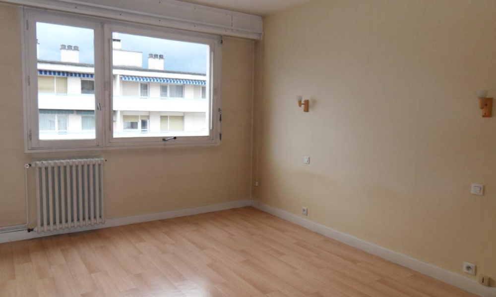 Location appartement Aix Les Bains 3 pièces 75 m2 - réf. 7100 - Photo 4