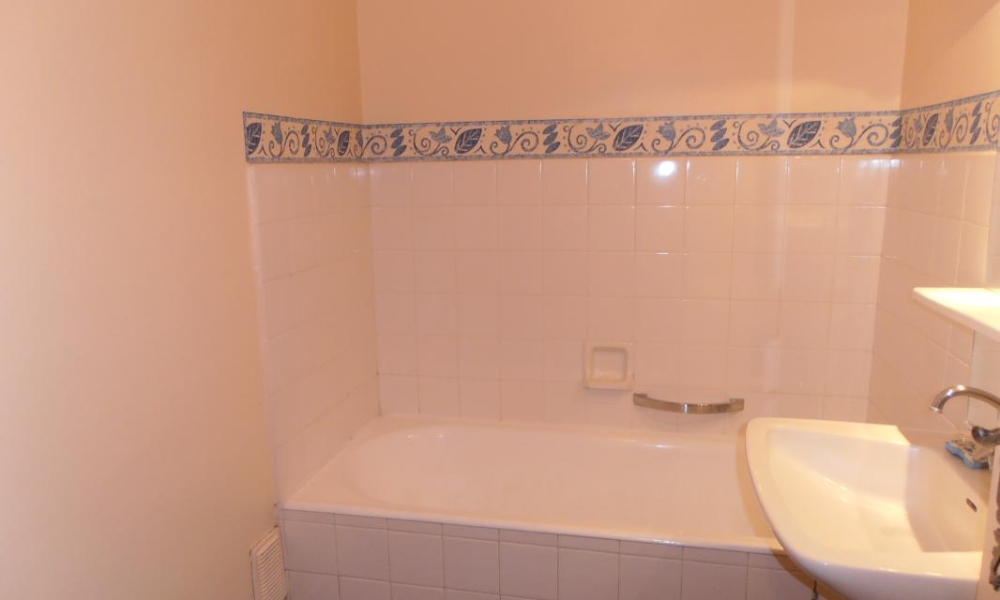 Location appartement Aix Les Bains 3 pièces 75 m2 - réf. 7100 - Photo 5