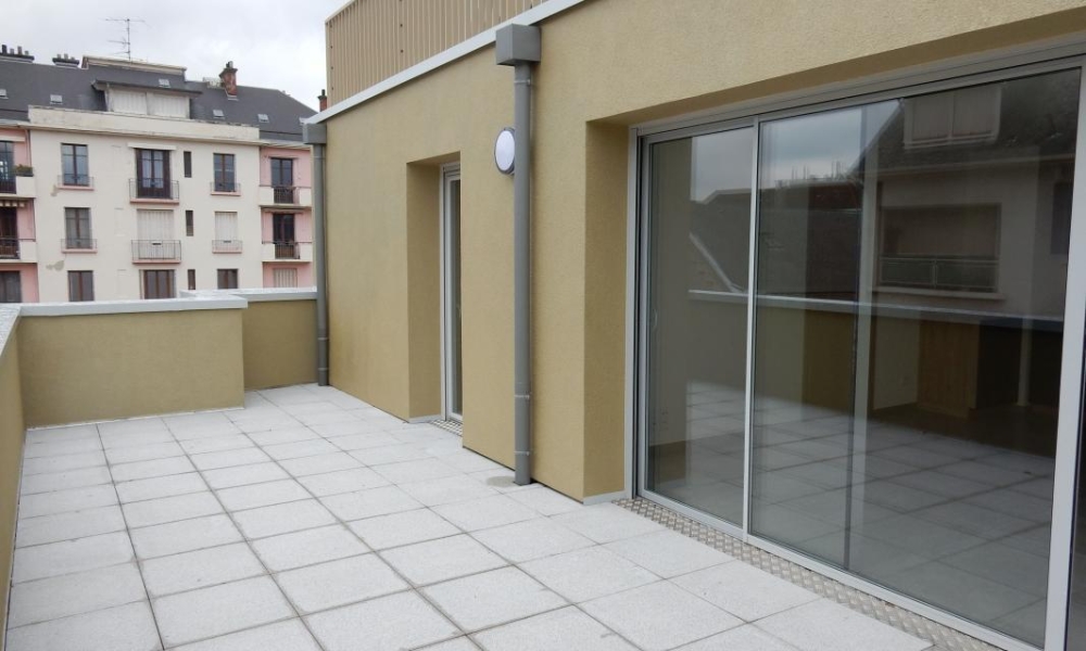 Location appartement Chambery 2 pièces 48 m2 - réf. 6366 - Photo 1