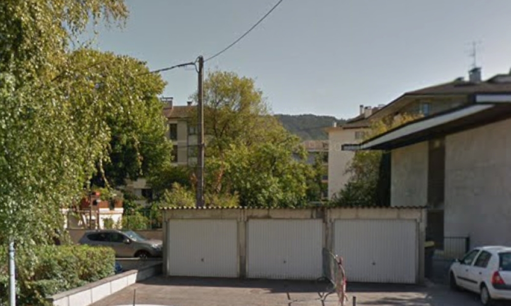 Location stationnement Cran Gevrier pièces 1 m2 - réf. 7128 - Photo 1