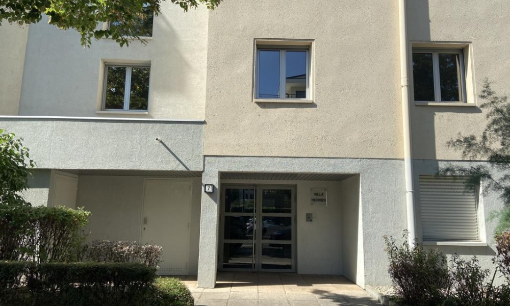 Location appartement Annecy 2 pièces 49 m2 - réf. 6289 - Photo 3