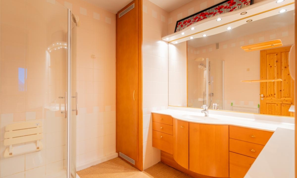 Location appartement Annecy 2 pièces 57 m2 - réf. 7146 - Photo 6