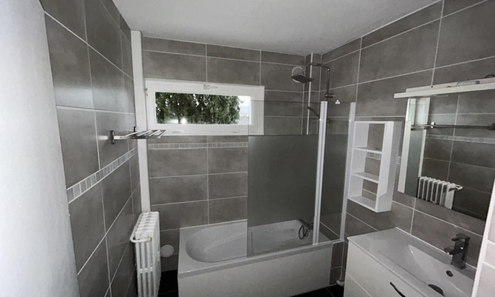 Location appartement Rumilly 4 pièces 77 m2 - réf. 7211 - Photo 8