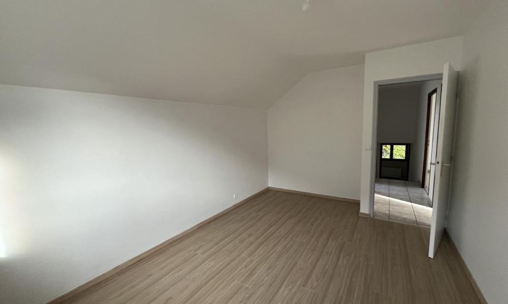 Location maison Bluffy 5 pièces 119 m2 - réf. 7226 - Photo 12