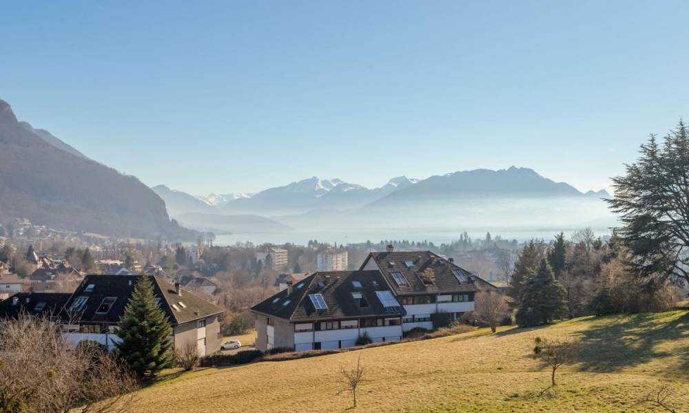 Location appartement Annecy Le Vieux 4 pièces 108 m2 - réf. 6205 - Photo 1