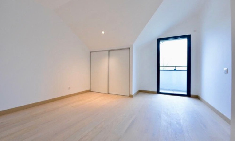 Location appartement Annecy Le Vieux 4 pièces 92 m2 - réf. 7227 - Photo 5