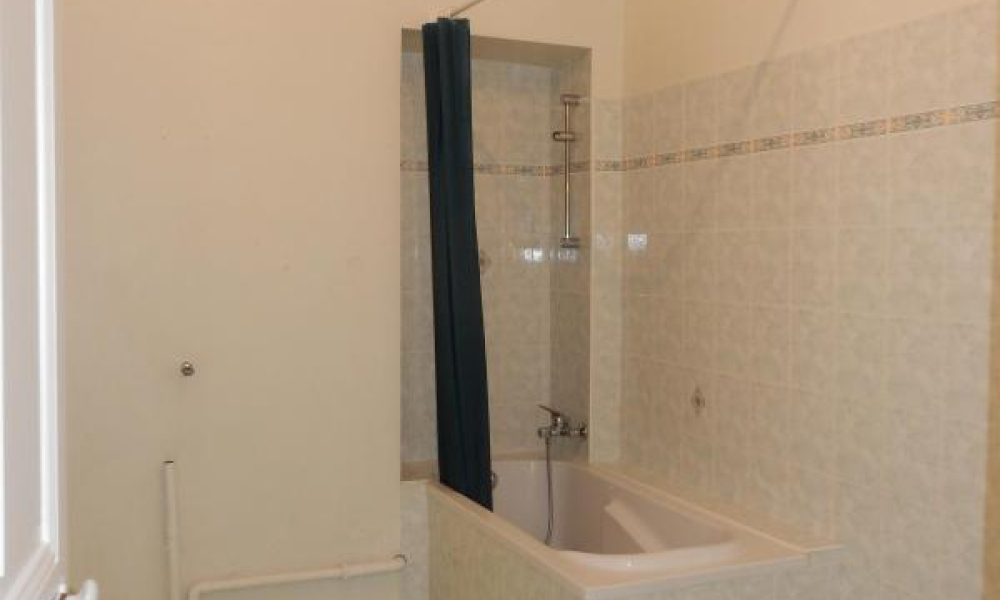 Location appartement Aix Les Bains 3 pièces 68 m2 - réf. 7358 - Photo 3