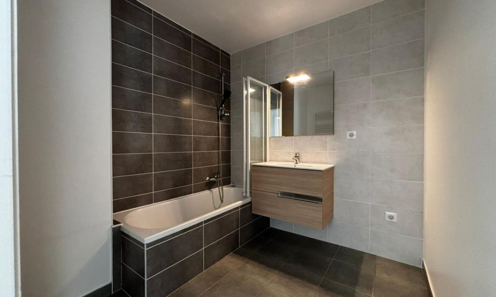 Location appartement Annecy Le Vieux 3 pièces 68 m2 - réf. 7230 - Photo 9