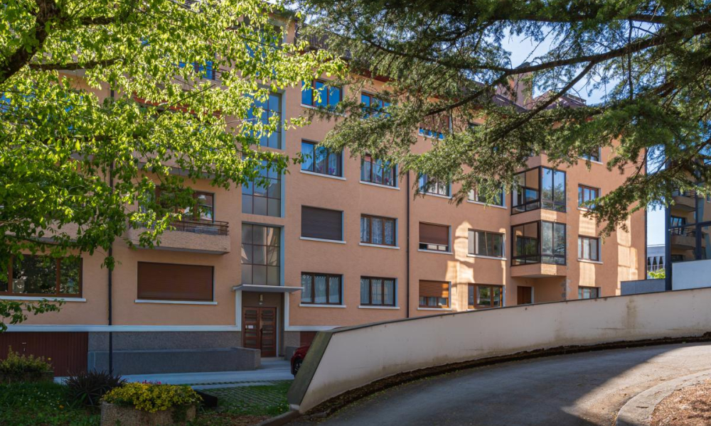 Location appartement Annecy 2 pièces 46 m2 - réf. 7303 - Photo 2